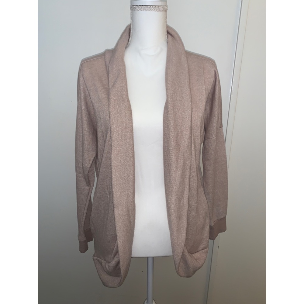 Cute Sweater with Pockets Size Small
